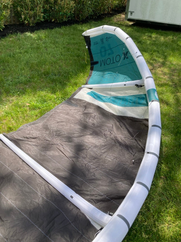Load image into Gallery viewer, Green Hat Kiteboarding-2024 Cabrinha Moto X APEX Kite 7M USED-Left Wing Tip Inside View
