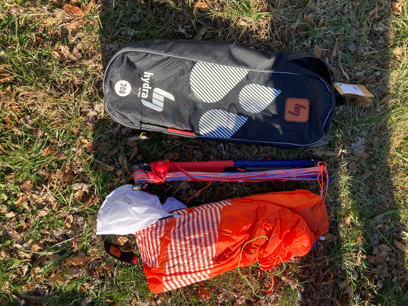 Load image into Gallery viewer, HQ4 Hydra 300 3m Trainer Kite USED