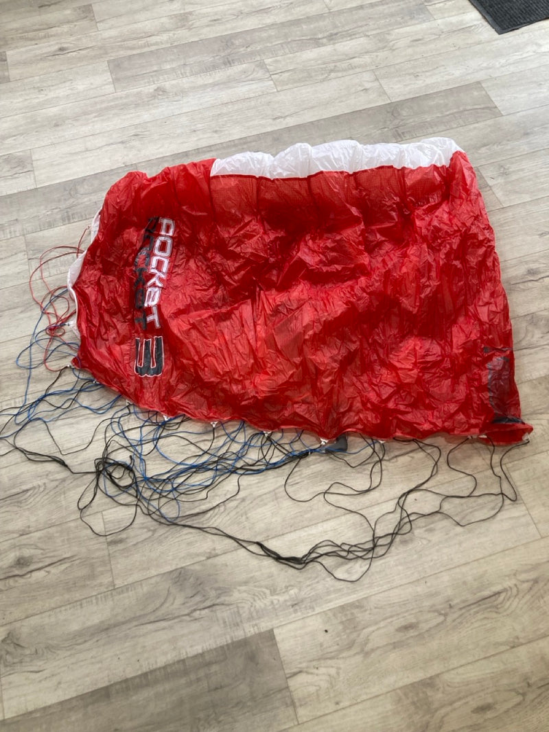 Load image into Gallery viewer, Ozone Pocket Rocket Parawing 3M USED