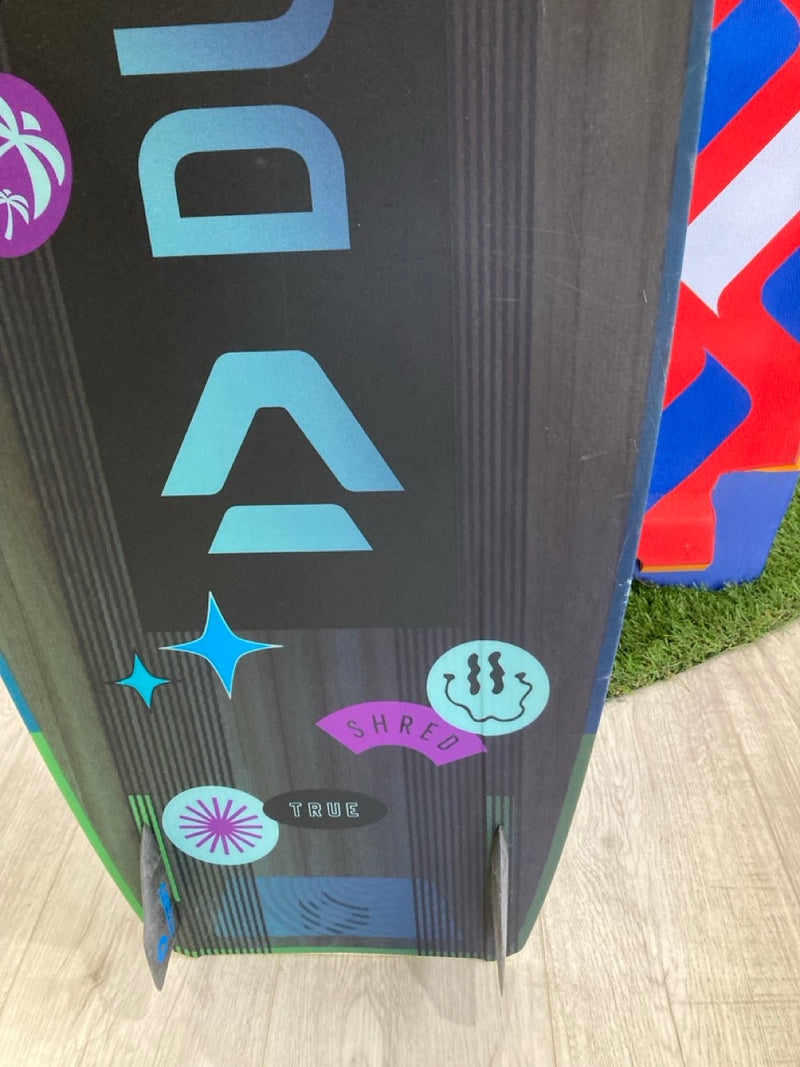 Load image into Gallery viewer, 2023 Duotone Shred Kiteboard USED