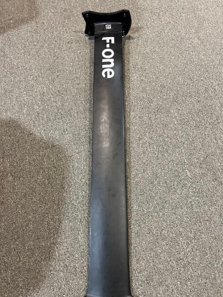 Load image into Gallery viewer, F-One Carbon Mast High Modulus 105cm USED