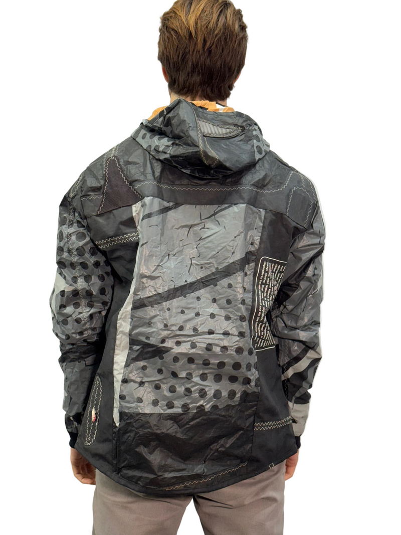 Load image into Gallery viewer, Proeve Recycled Kite Jacket