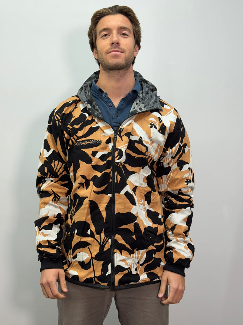 Load image into Gallery viewer, Proeve Recycled Kite Jacket