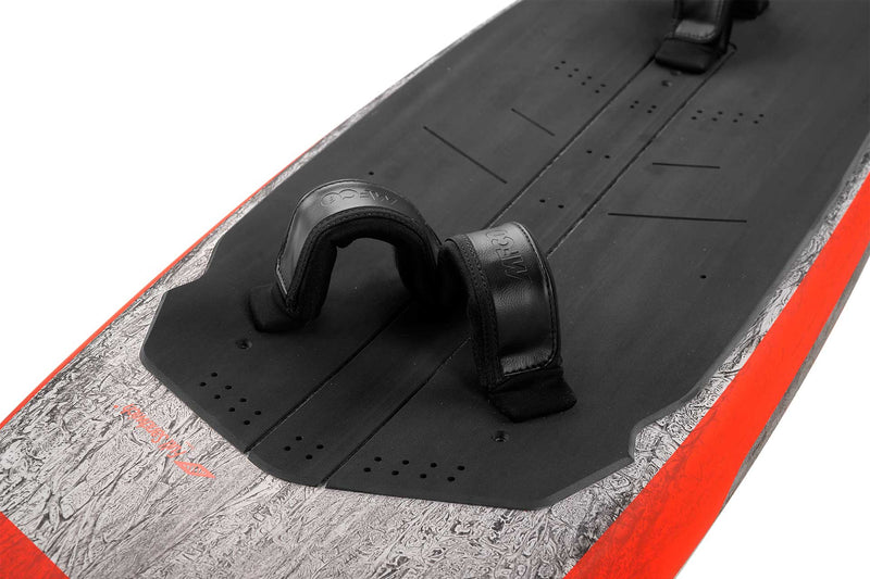 Load image into Gallery viewer, Green Hat Kiteboarding-KT Super K2 PRO Carbon-Top View of Footstraps on White Background
