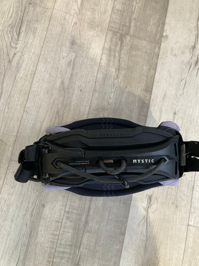 Load image into Gallery viewer, 2023 Mystic Gem Women's Kiteboarding Harness USED