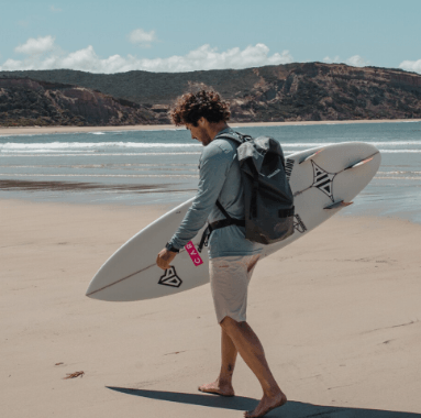 Load image into Gallery viewer, Green Hat Kiteboarding-2025 Manera Squareflex Black-Action Shot