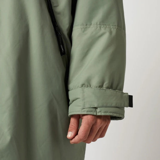 Green Hat Kiteboarding-Mystic Poncho Brave Green-Wrist Velcro Close Up View