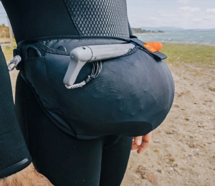 Load image into Gallery viewer, Green Hat Kiteboarding-Ozone Parawing Stash Belt-Live Shot-Ozone Stash Belt Front Packed View