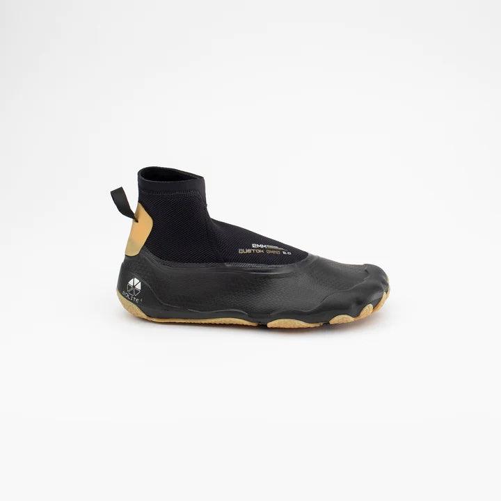 Load image into Gallery viewer, Solite 2mm Custom Omni 2.0 Kiteboarding Boots