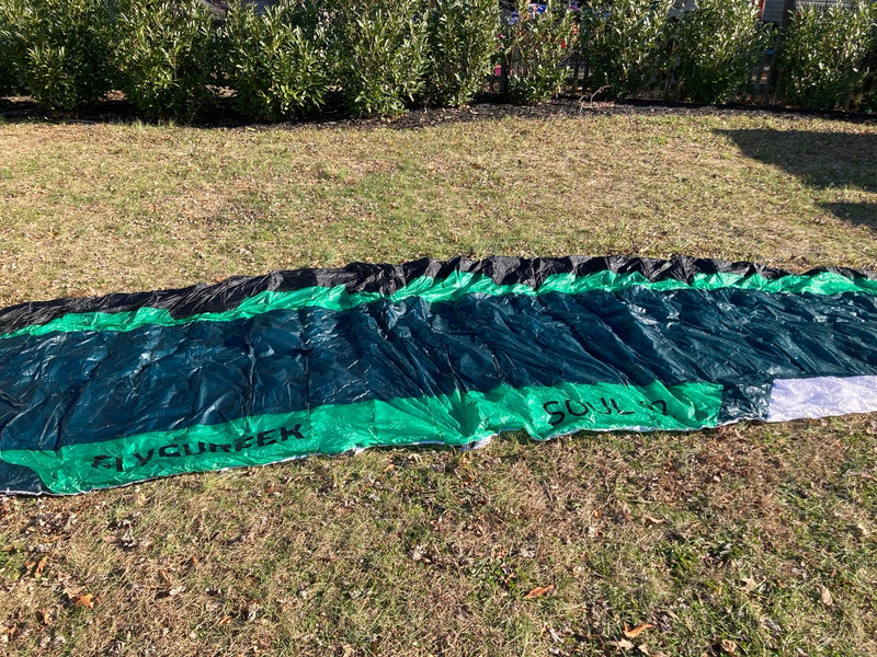 Load image into Gallery viewer, Flysurfer Soul V1 12m Foil Kite USED