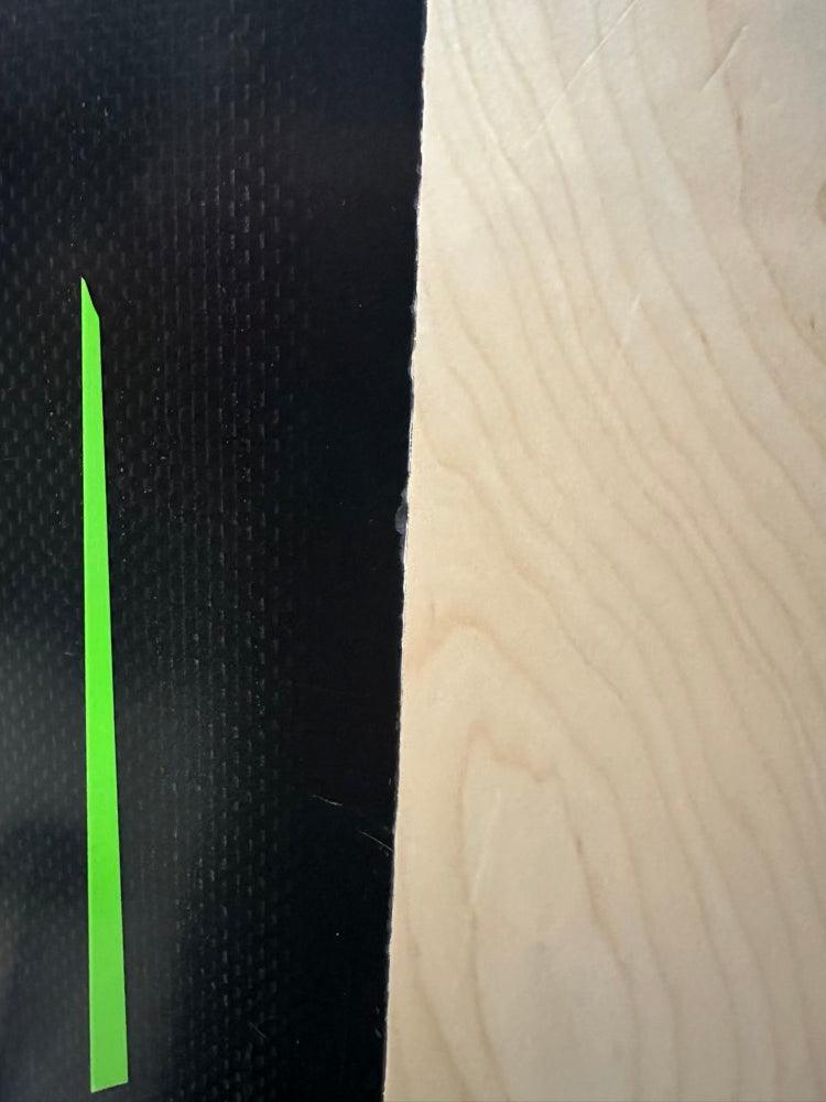 Load image into Gallery viewer, Slingshot Ghost Whisper Hydrofoil 107cm Mast USED
