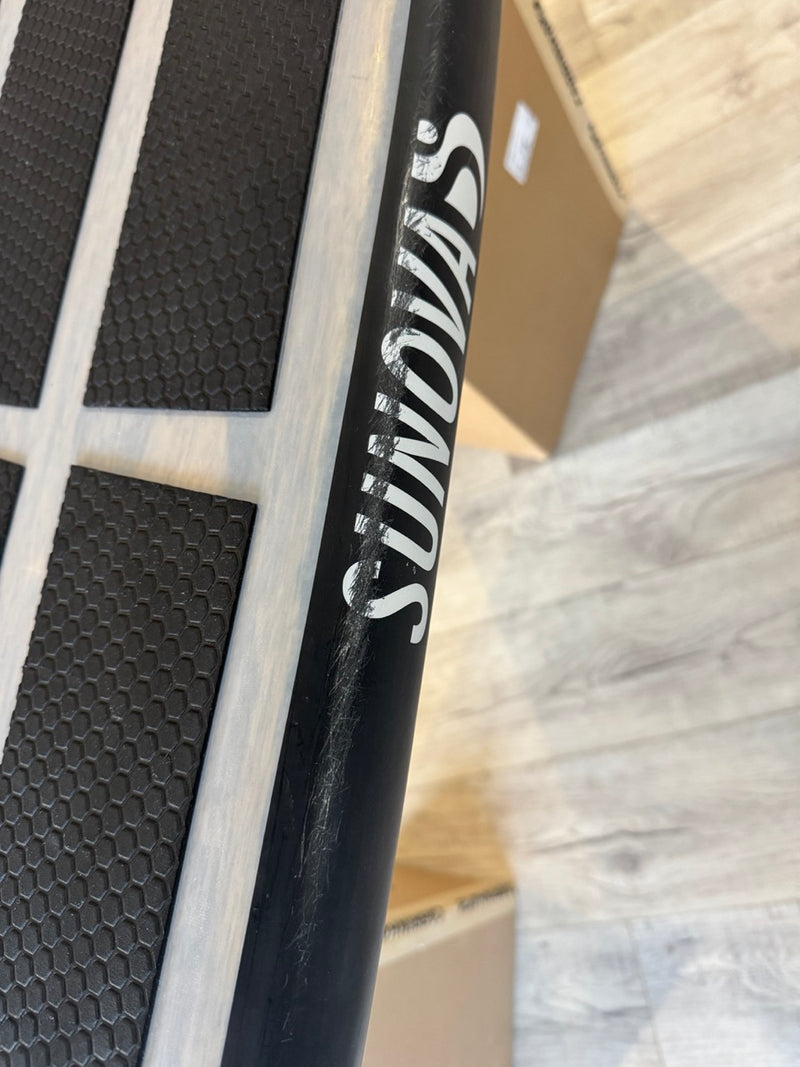 Load image into Gallery viewer, 6'1 Sunova Pilot Mid Foilboard USED