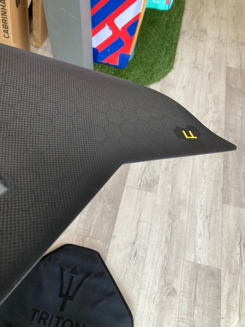 Load image into Gallery viewer, Triton T1 Front Wing USED