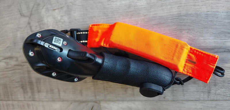 Load image into Gallery viewer, Green Hat Kiteboarding-Waydoo ONE+ Remote USED- Bottom View with Wrist Leash.