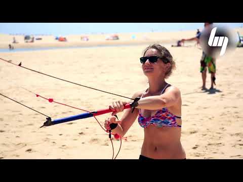 Load and play video in Gallery viewer, HQ Rush Pro Trainer Kite