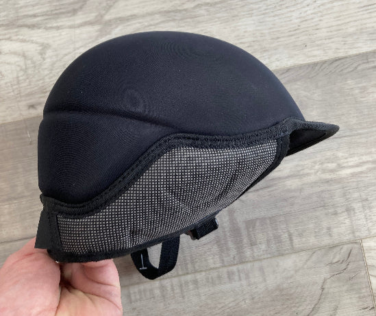 Load image into Gallery viewer, Green Hat Kiteboarding-Manera S-Foam Helmet-USED-Right Side View