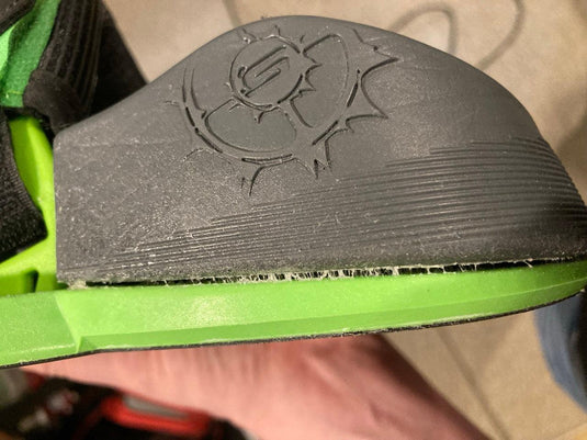 Used Slingshot bindings heel