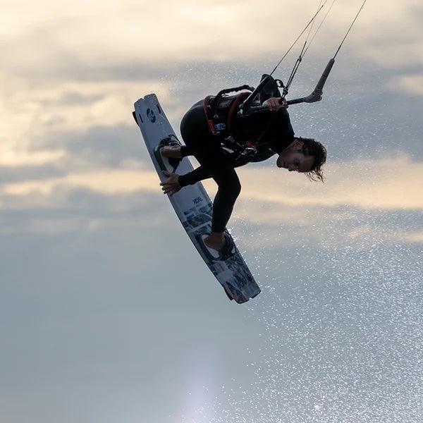 Load image into Gallery viewer, 2023 Cabrinha 03S XCAL Wood All Round Performance Freestyle Kiteboard