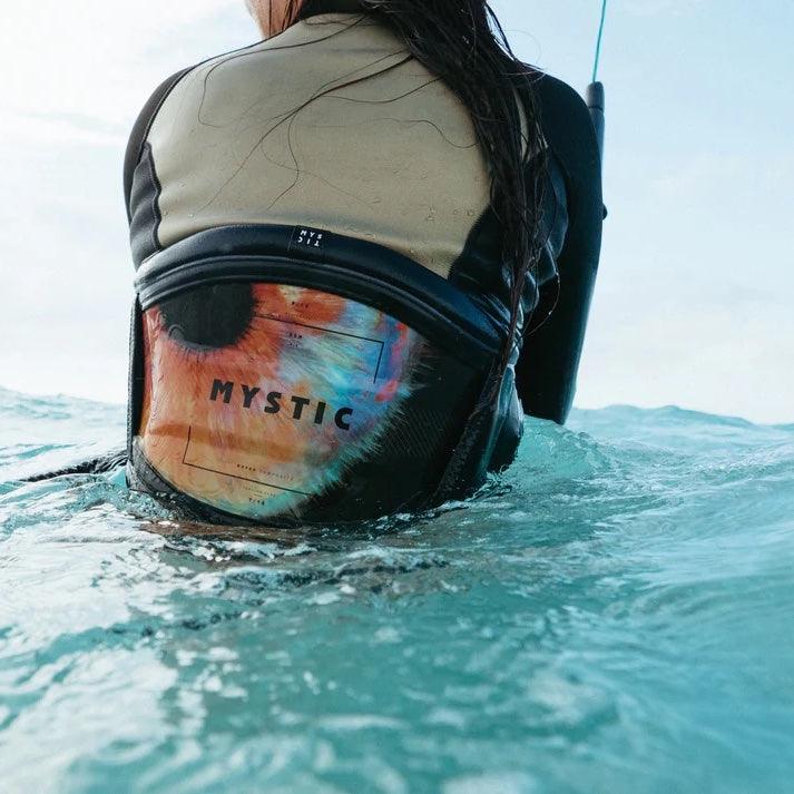 Load image into Gallery viewer, 2022 Mystic Gem Bruna Kajiya Kiteboarding Waist Harness