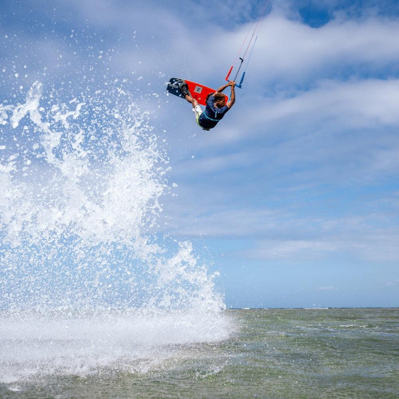 Load image into Gallery viewer, 2023 Crazyfly Raptor Twin Tip