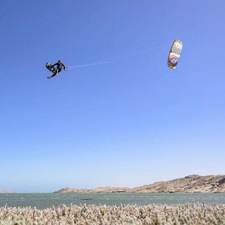 Load image into Gallery viewer, 2023/2024 Duotone Evo D/Lab Kitesurfing Kite