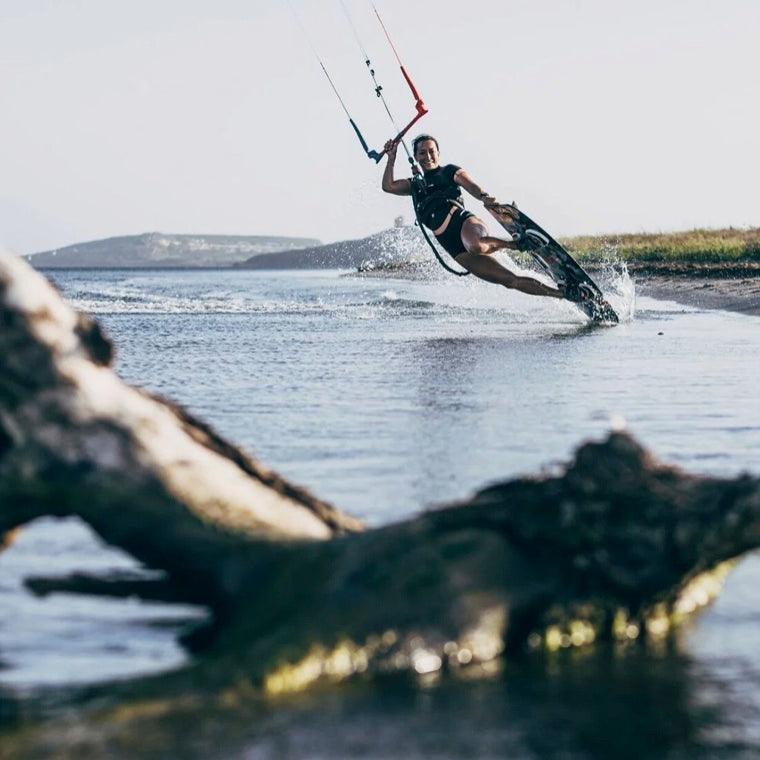 Load image into Gallery viewer, 2023 Duotone Soleil Female Kiteboard