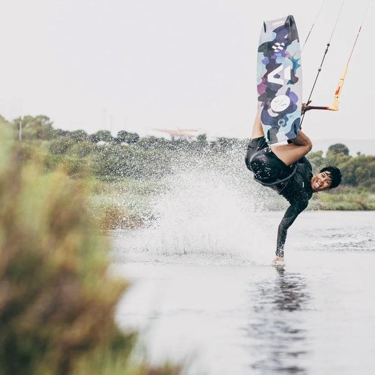 Load image into Gallery viewer, 2023 Duotone Soleil Women's Kiteboard