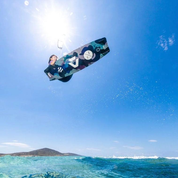 Load image into Gallery viewer, 2023 Duotone Soleil SLS Performance Freeride board