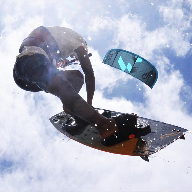 Load image into Gallery viewer, 2024 Eleveight XS V4 Kiteboarding Kite