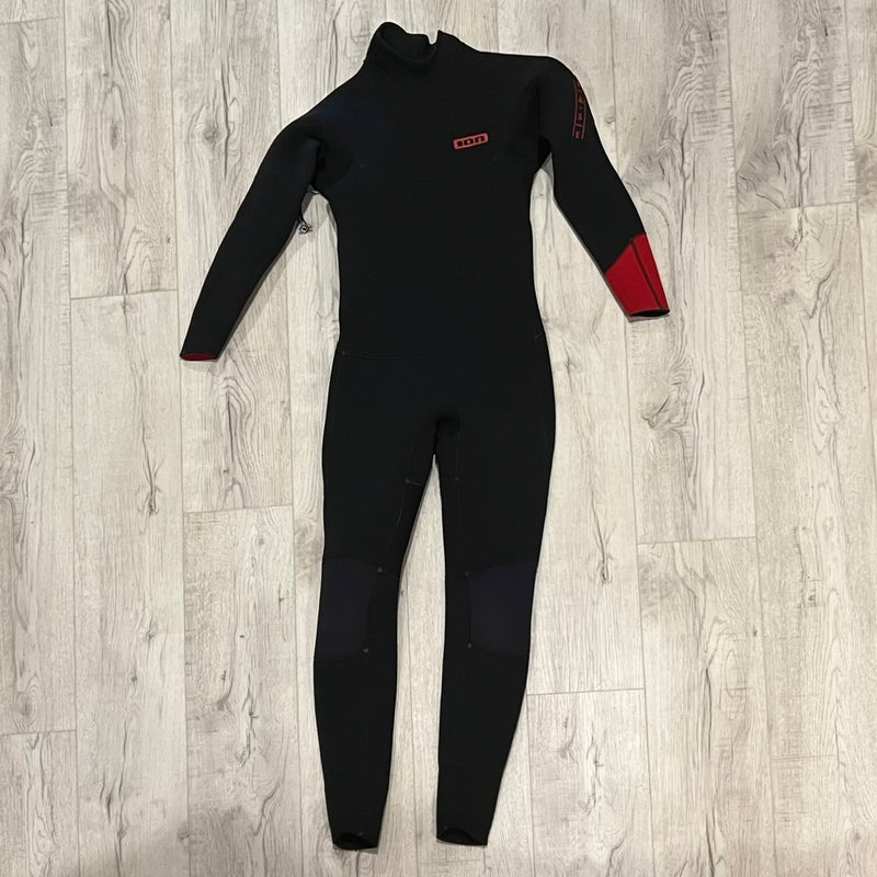 Load image into Gallery viewer, Ion Base 4/3 Back-Zip Kid&#39;s 164/14 Wetsuit DEMO / USED
