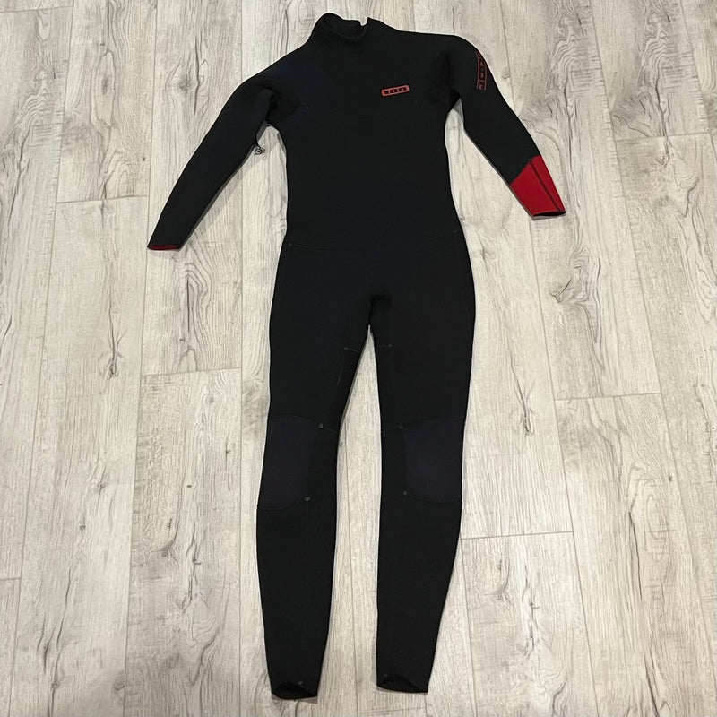 Load image into Gallery viewer, Ion Base 4/3 Back-Zip Kid&#39;s 164/14 Wetsuit USED
