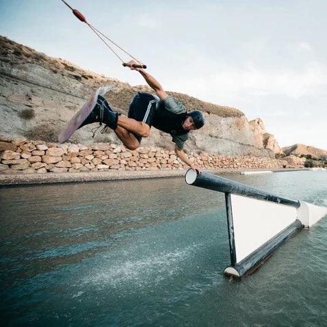 Load image into Gallery viewer, Mystic Check Out Impact Vest Kiteboarding