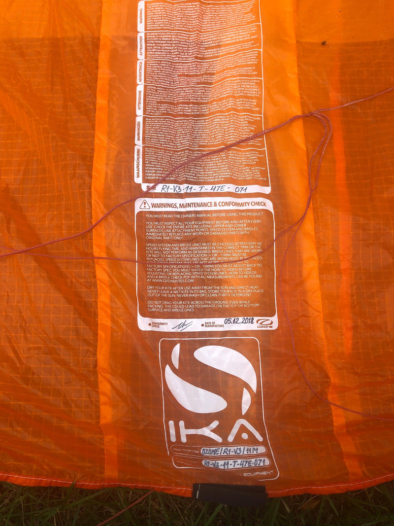 Load image into Gallery viewer, Ozone R1 V3 11m Foil Kite USED