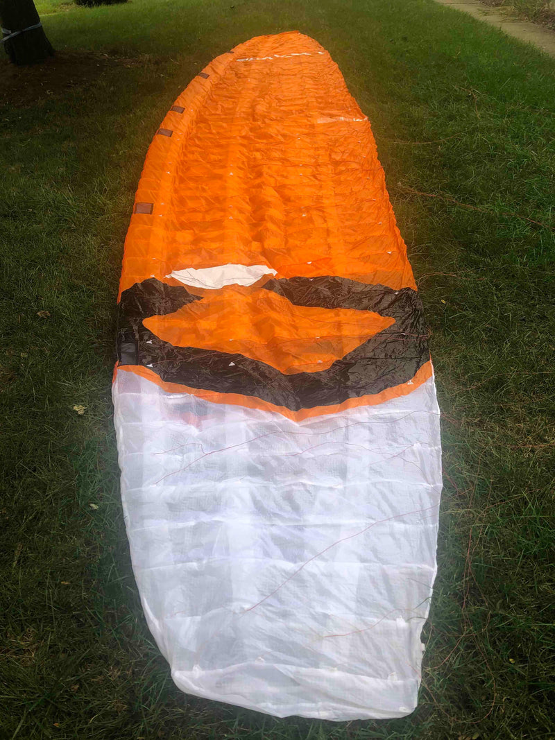 Load image into Gallery viewer, Ozone R1 V3 11m Foil Kite DEMO / USED