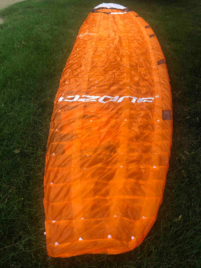 Load image into Gallery viewer, Ozone R1 V3 11m Foil Kite DEMO