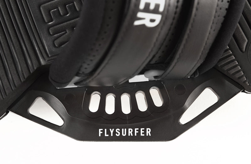 Load image into Gallery viewer, Flysurfer Radical 7 Kiteboard Bindings

