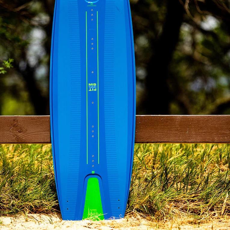 Load image into Gallery viewer, Slingshot Misfit V11 Freeride Twintip
