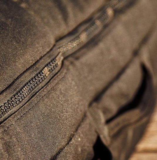 Manera Wing Foil Bag-Close Up View of Zipper