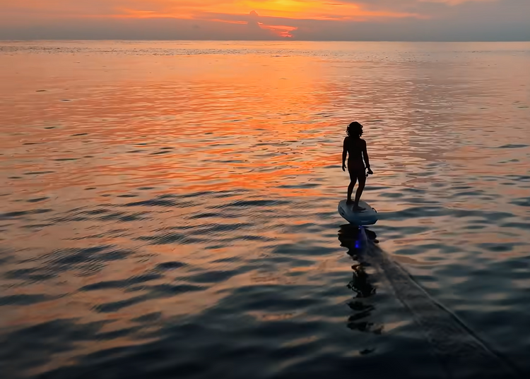 Green Hat Kiteboarding-Foiling-Efoils-Waydoo Evo Efoil Ridden at Sunset