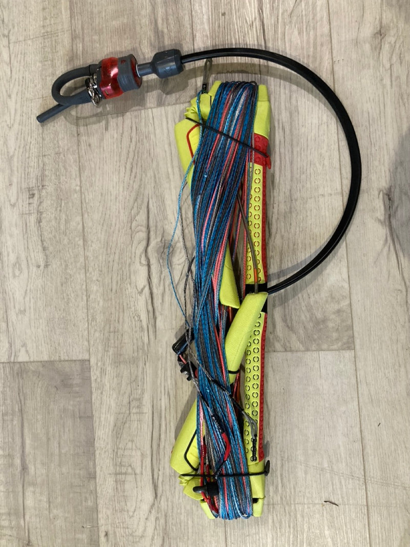 Load image into Gallery viewer, 2024 Medium Duotone Click Bar USED
