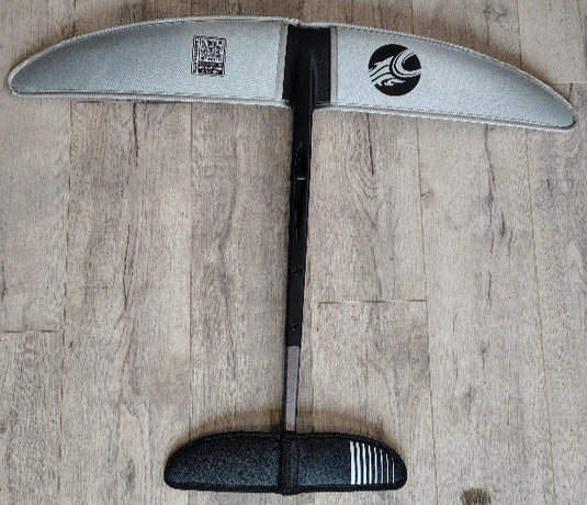 Green Hat Kiteboarding-Cabrinha H800 Carbon Foil Plane USED-Top View with Covers On