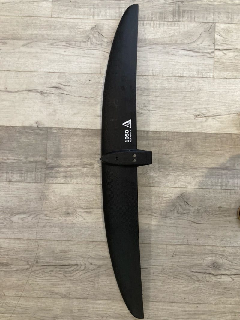 Load image into Gallery viewer, 1050 Delta High Aspect Front Wing USED
