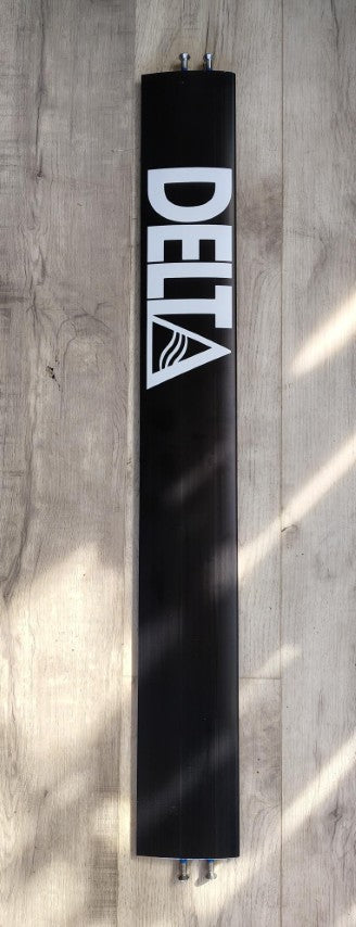 Green Hat Kiteboarding-Delta M Frame Alu Mast BLEM-Full Right View