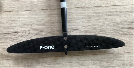 Green Hat Kiteboarding- F-One HM Carbon Eagle 690 Plane-Top View of Stabilizer