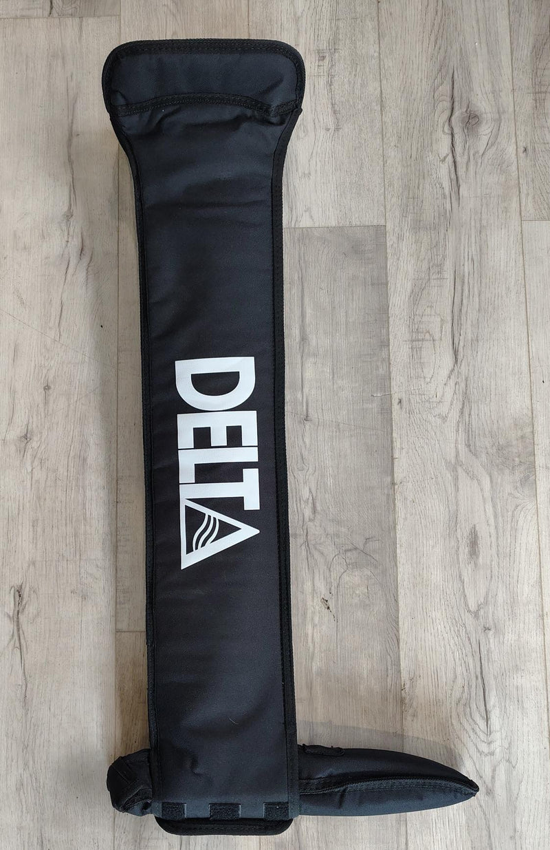 Load image into Gallery viewer, Green Hat Kiteboarding-Delta R-Frame Carbon Mast BLEM (1)-View of Right Side of the Mast in Covers
