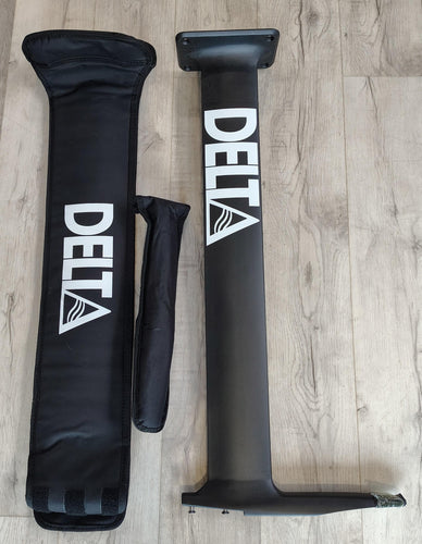 Green Hat Kiteboarding-Delta R-Frame Mast BLEM (4)- Right View with Covers