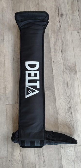 Green Hat Kiteboarding-Delta R-Frame BLEM (3)- Mast in Cover