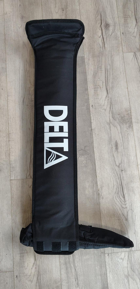 Green Hat Kiteboarding-Delta R-Frame BLEM (3)- Mast in Cover