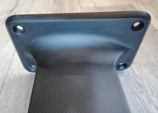 Green Hat Kiteboarding-Delta R-Frame Carbon Mast BLEM(5)-Top Plate Close Up View