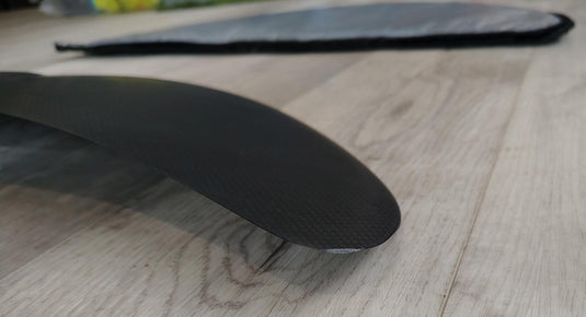 Green Hat Kiteboarding-Delta Reflex 1500 BLEM-Top View Of Damaged Right Wing Tip